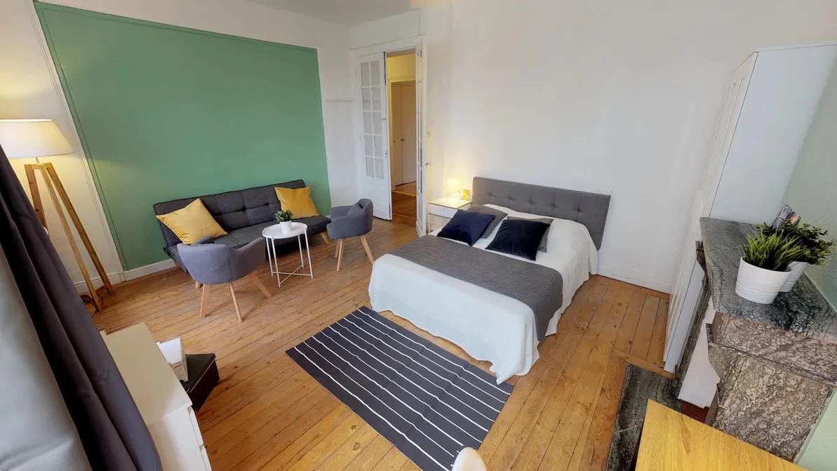 Room 1
